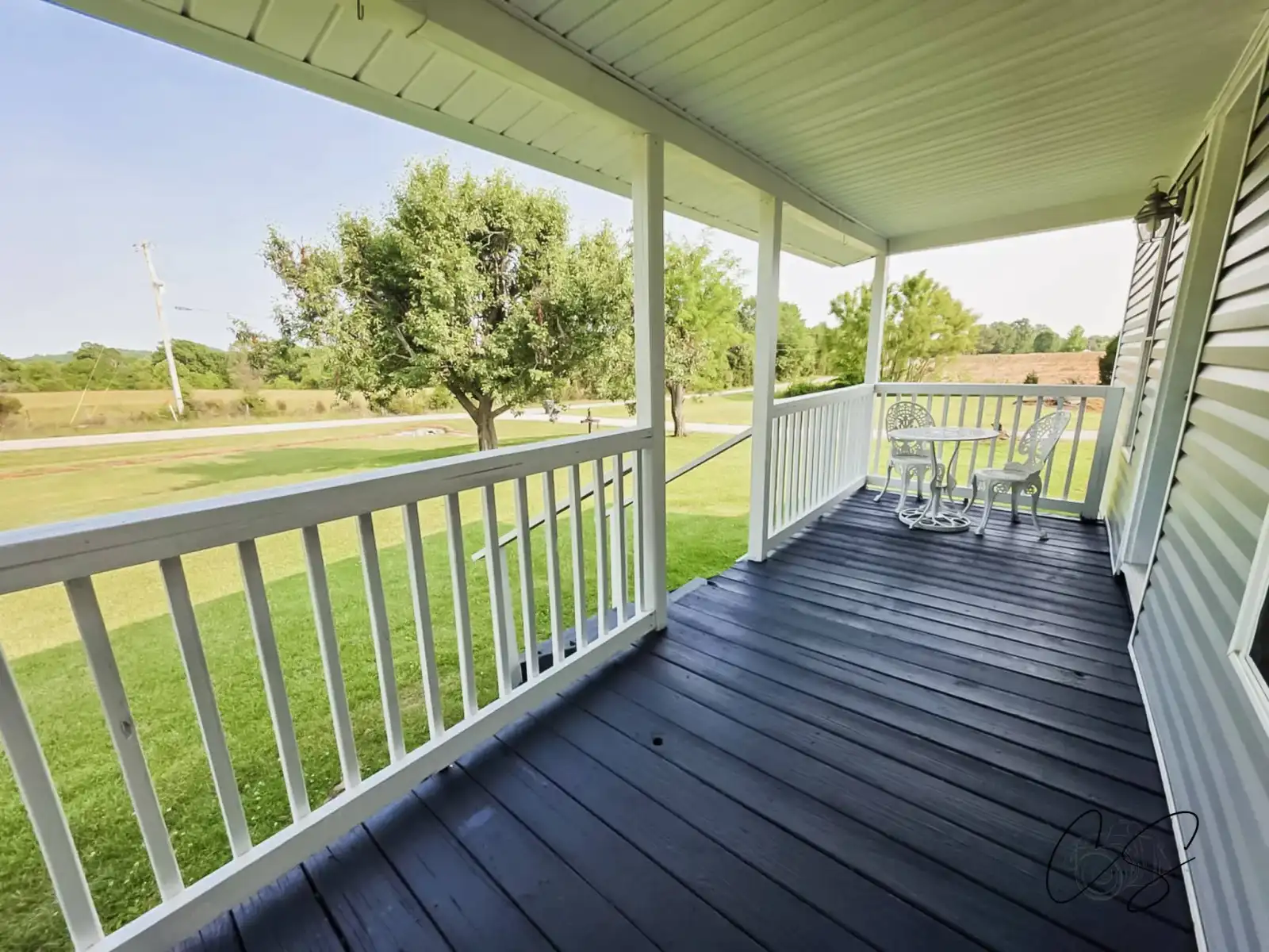 Country Home on Acreage — Image 2