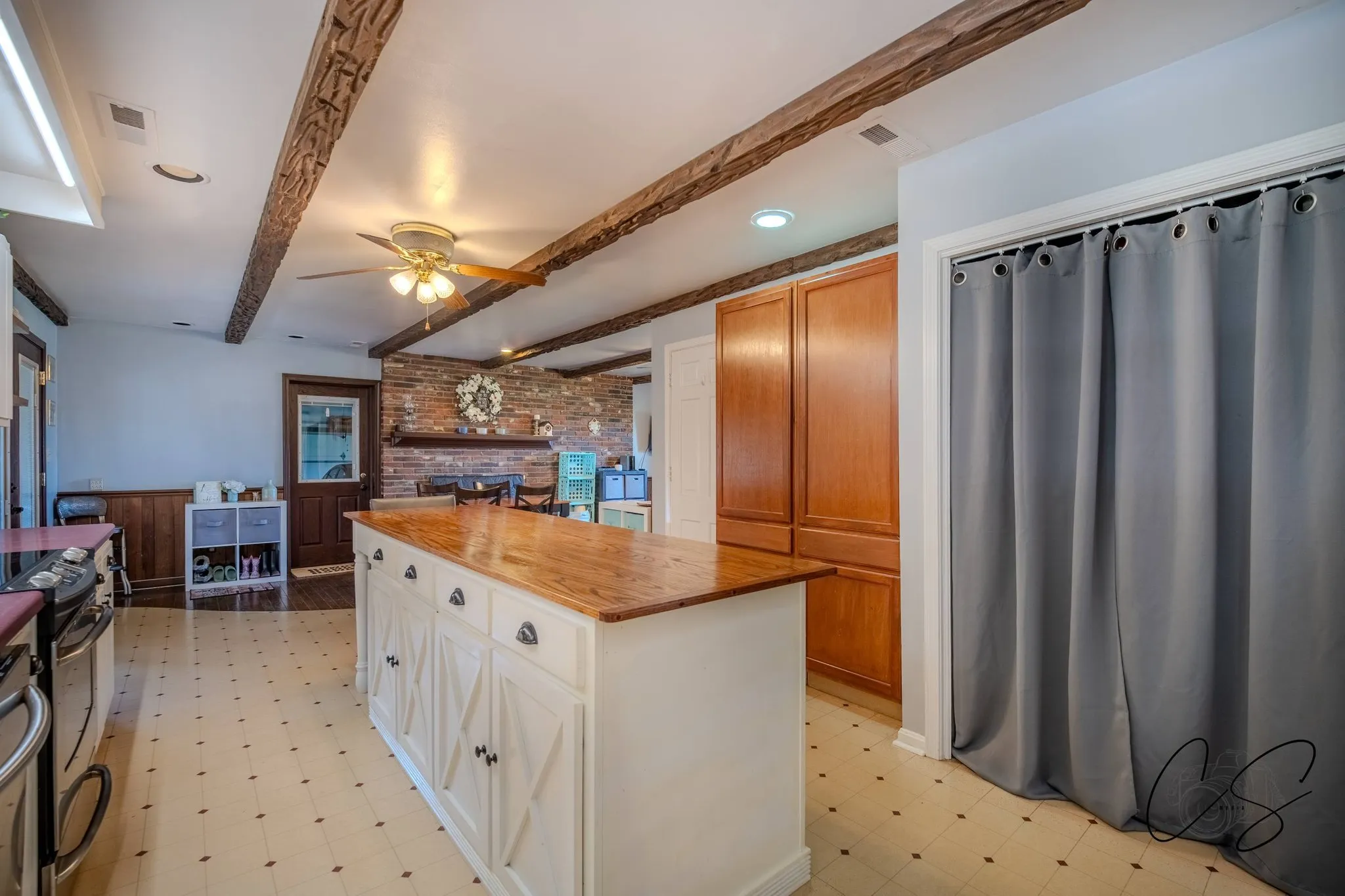 Modern Farmhouse Drone & Real Estate Photography — Image 3