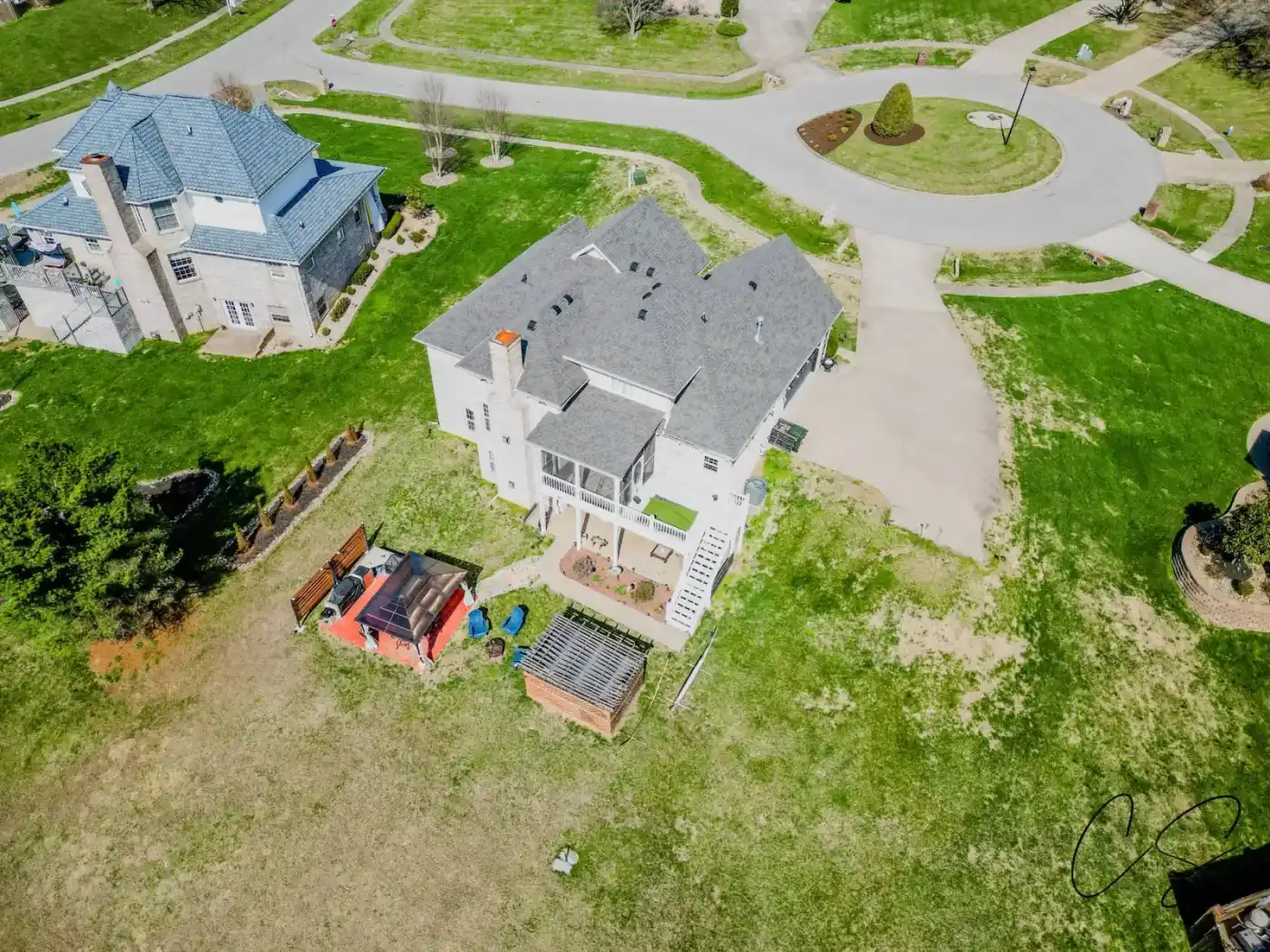 Stone Estate Aerial — Image 3